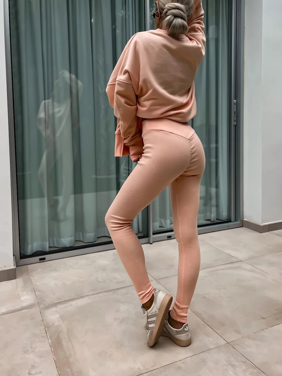 solid color round neck loose pullover hoodie suit, yoga skinny pants und pullover, legging, Female two-piece set (5 - 10 free delivery)