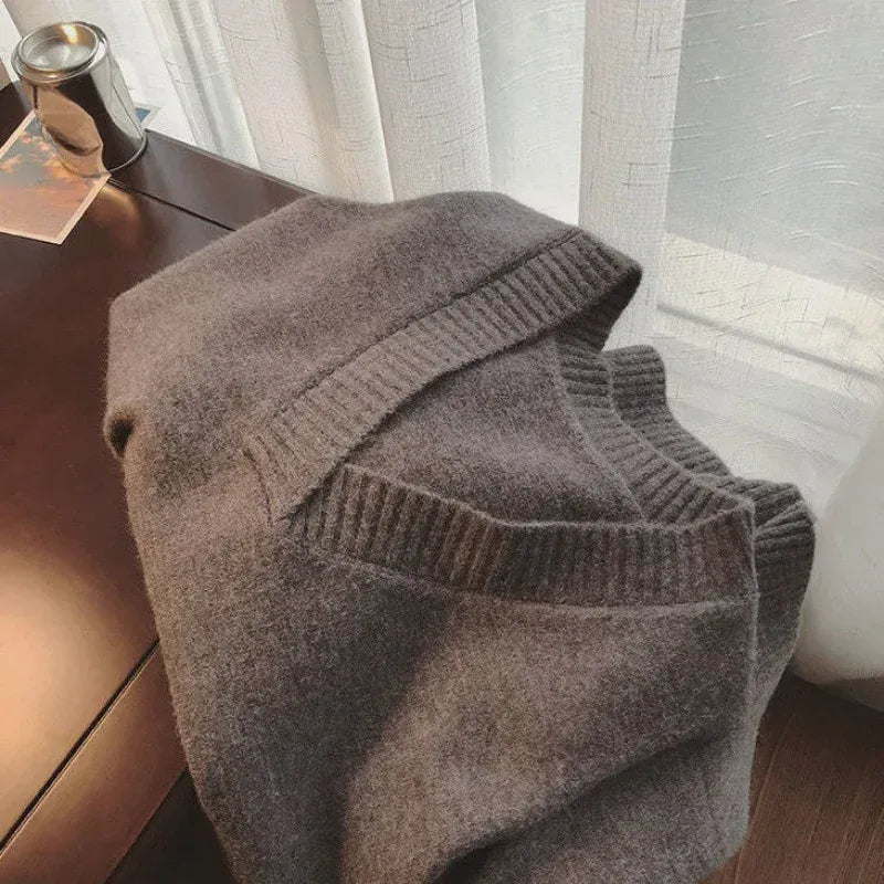 T-line All yards / Gray Women's Korean Style V-neck Sweater vest Knit Vest Simple Preppy Style Loose Fit Outer Wear Stylish Clip-on Trendy Vest(2 weeks delivery)