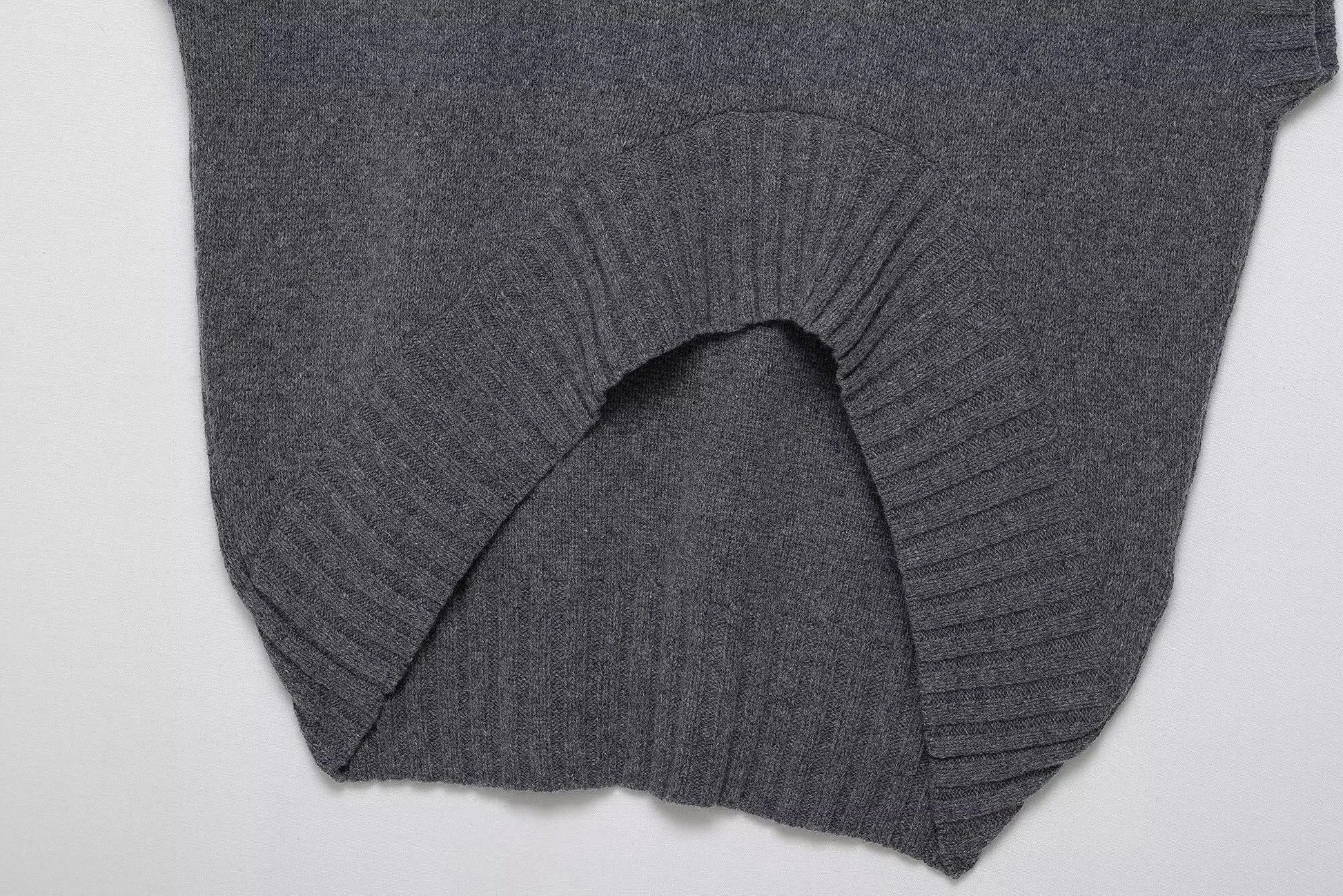 T-line Autumn  women's clothing  fashionable temperament , knitted round neck sleeveless vest (5 - 10 free delivery)