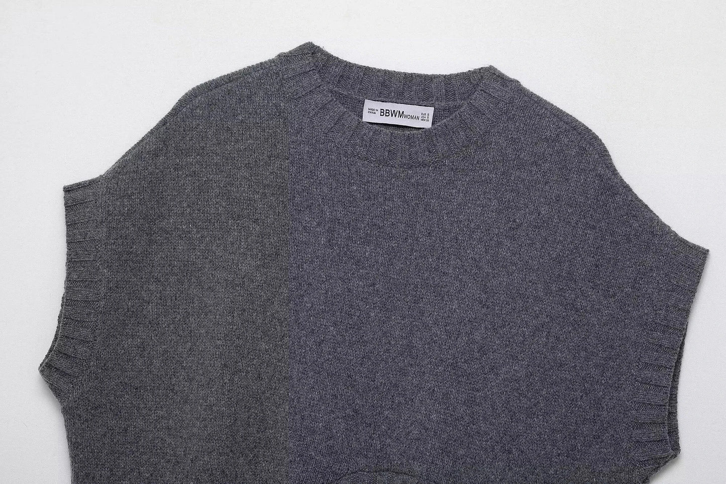 T-line Autumn  women's clothing  fashionable temperament , knitted round neck sleeveless vest (5 - 10 free delivery)