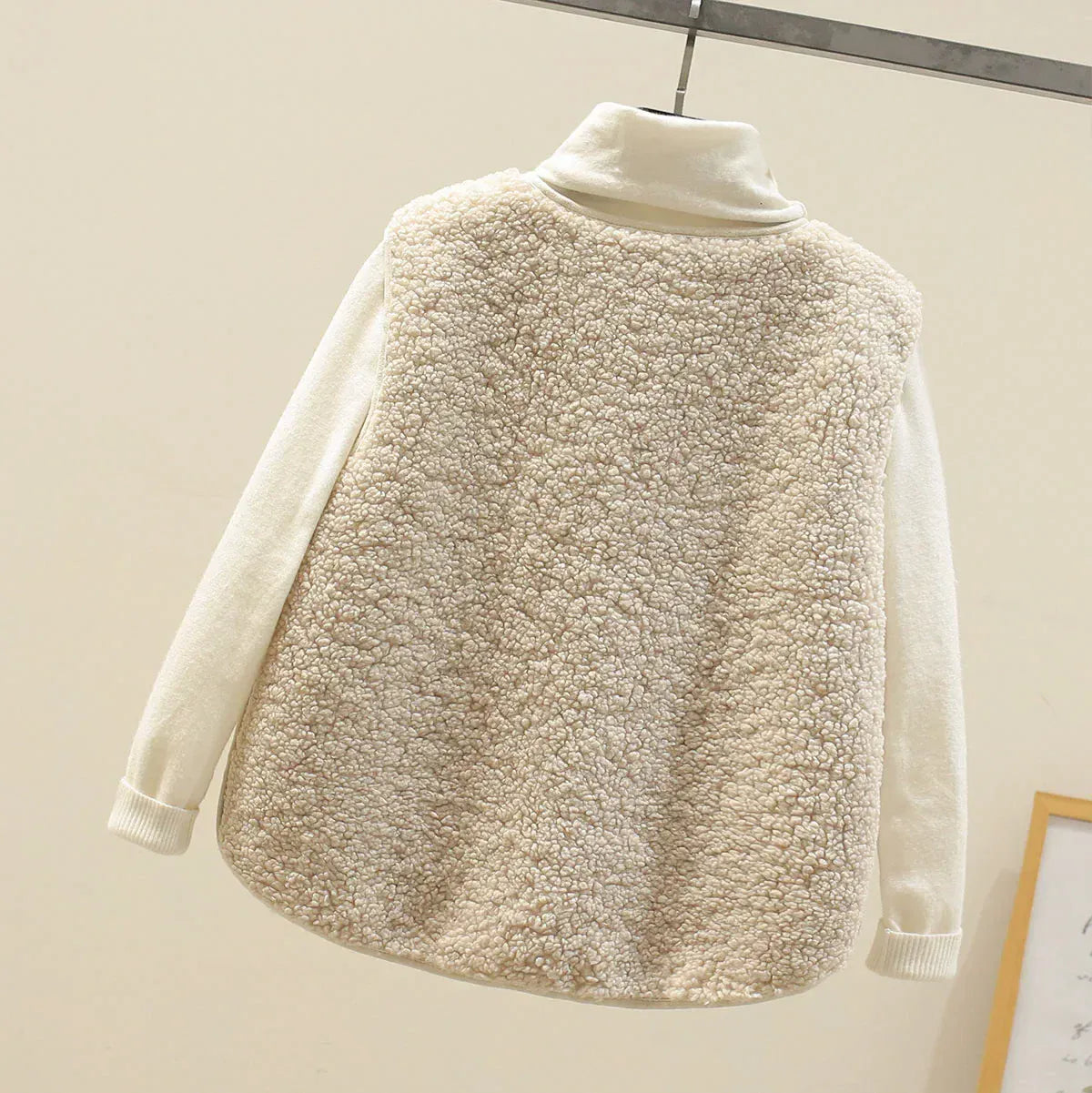 T-line Lamb Fur Women's Vest, Short , Autumn Winter,  Fluffy (2 weeks delivery)