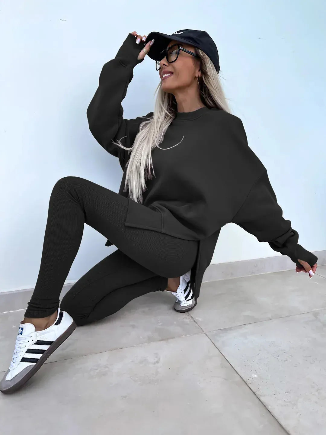 T-line solid color round neck loose pullover hoodie  suit,  yoga skinny pants und pullover,  legging,  Female two-piece set (2 weeks delivery)