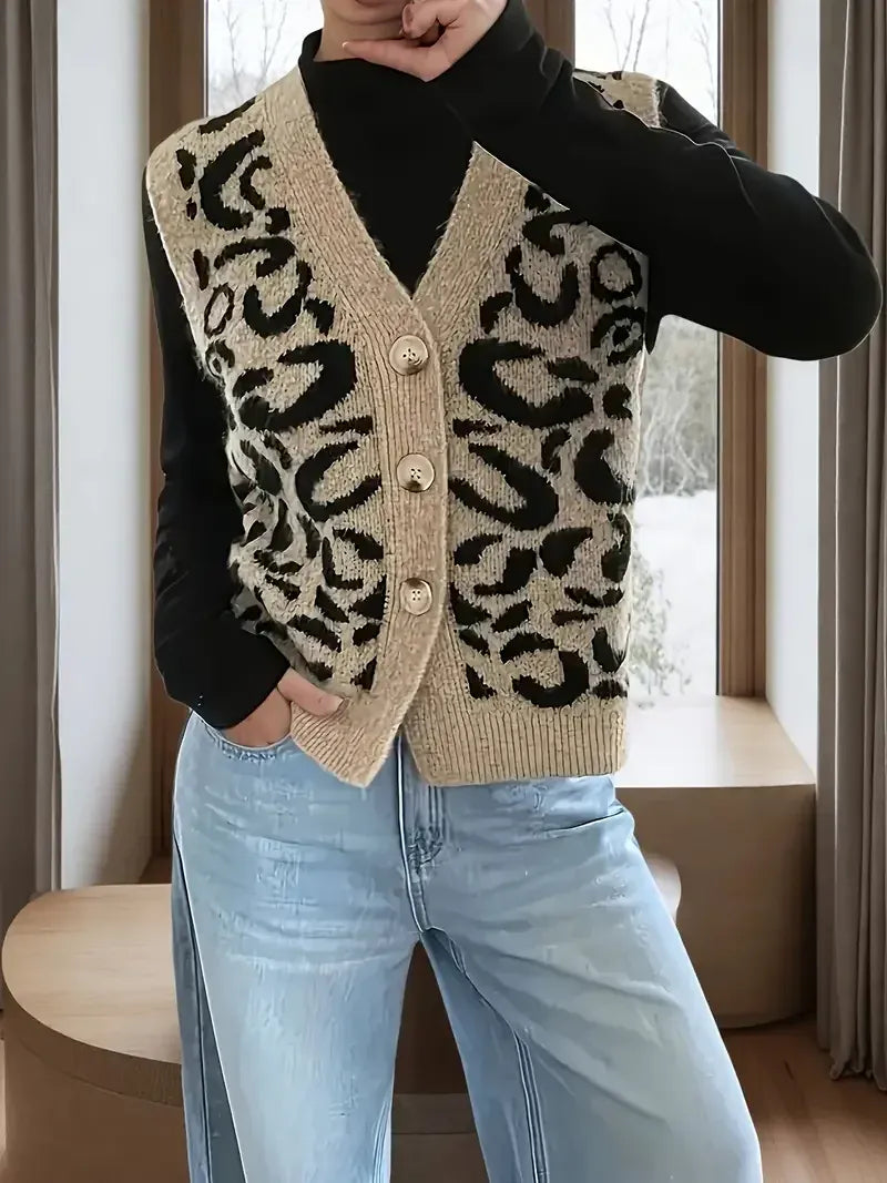 T-line Spring and summer new women's single-breasted V-neck leopard print sleeveless casual  vest knitted top(2 weeks delivery)