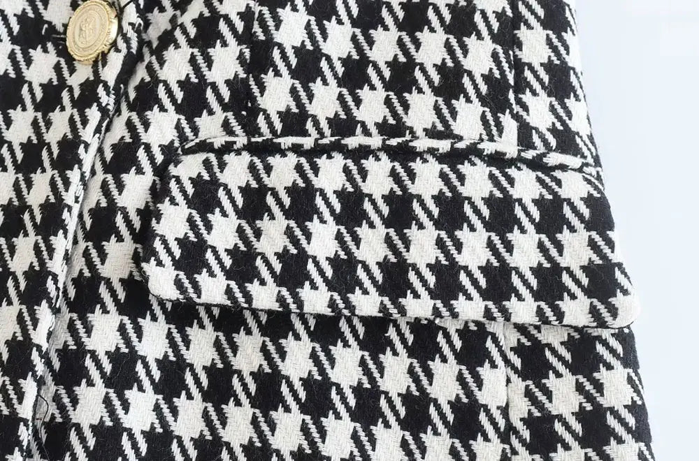 T-line Women  Double Breasted  Blazer,   Long Sleeve, Flap Pockets, jacket, short  (2 weeks delivery)