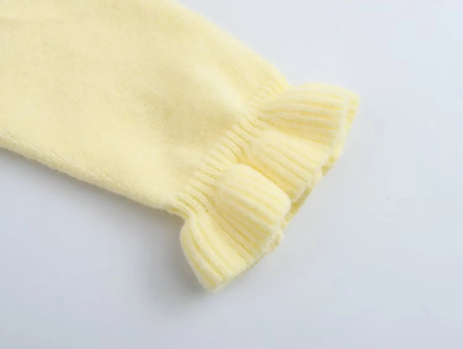 T-line Women Fall Elegant Knit Cardigan Yellow Petal Sleeve Sweater 2025 Autumn Fashion Versatile Sweet Vibrant Sweater Cardigan