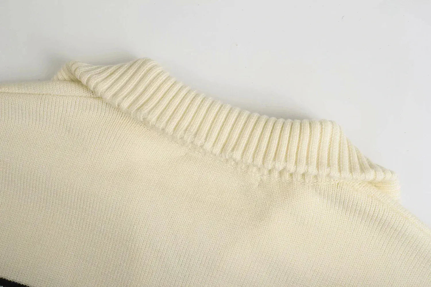 T-line Women  Loose Striped,  Knitted Sweaters, pullover,   Long Sleeve,  Zip-up,  Knitwear  (2 weeks delivery)