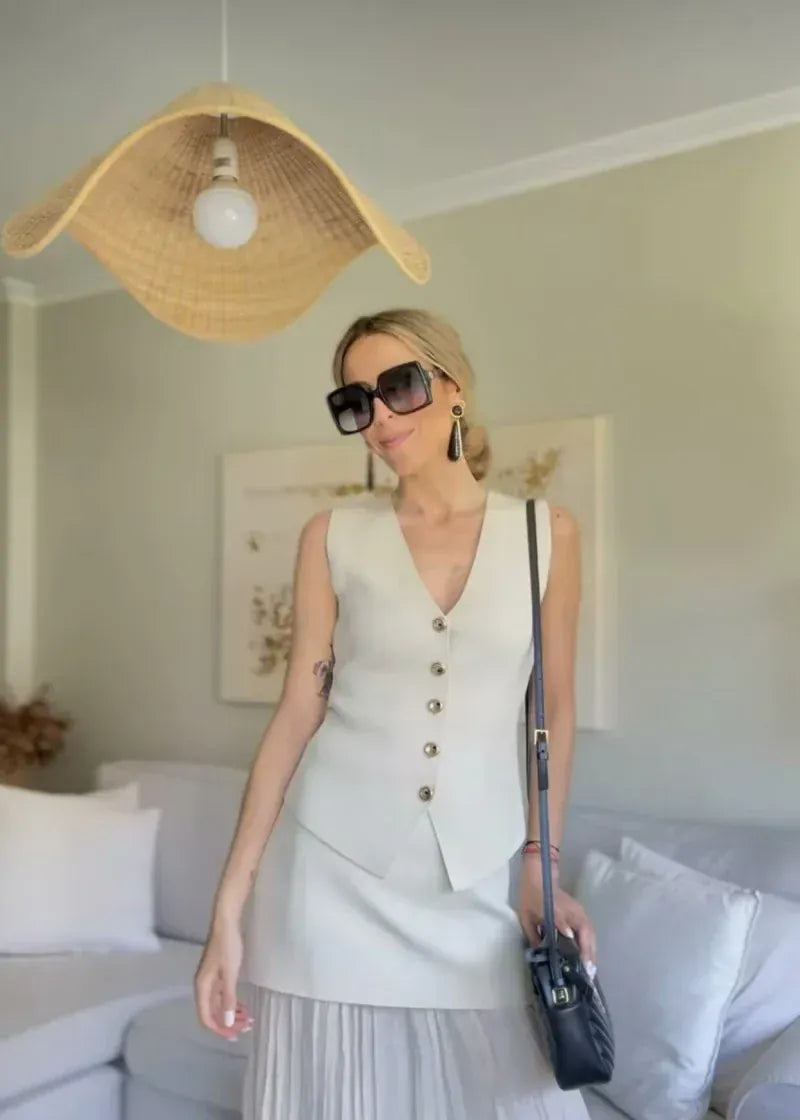 T-line women's elegant fashion , V-neck sleeveless vest jacket knitted waistcoat (2 weeks delivery)