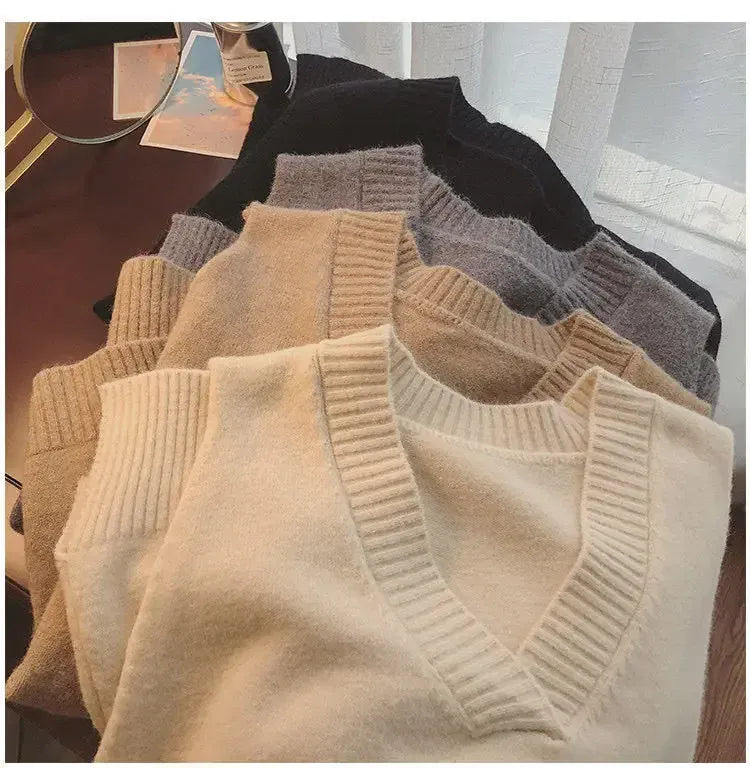 T-line Women's Korean Style V-neck Sweater vest Knit Vest Simple Preppy Style Loose Fit Outer Wear Stylish Clip-on Trendy Vest(2 weeks delivery)