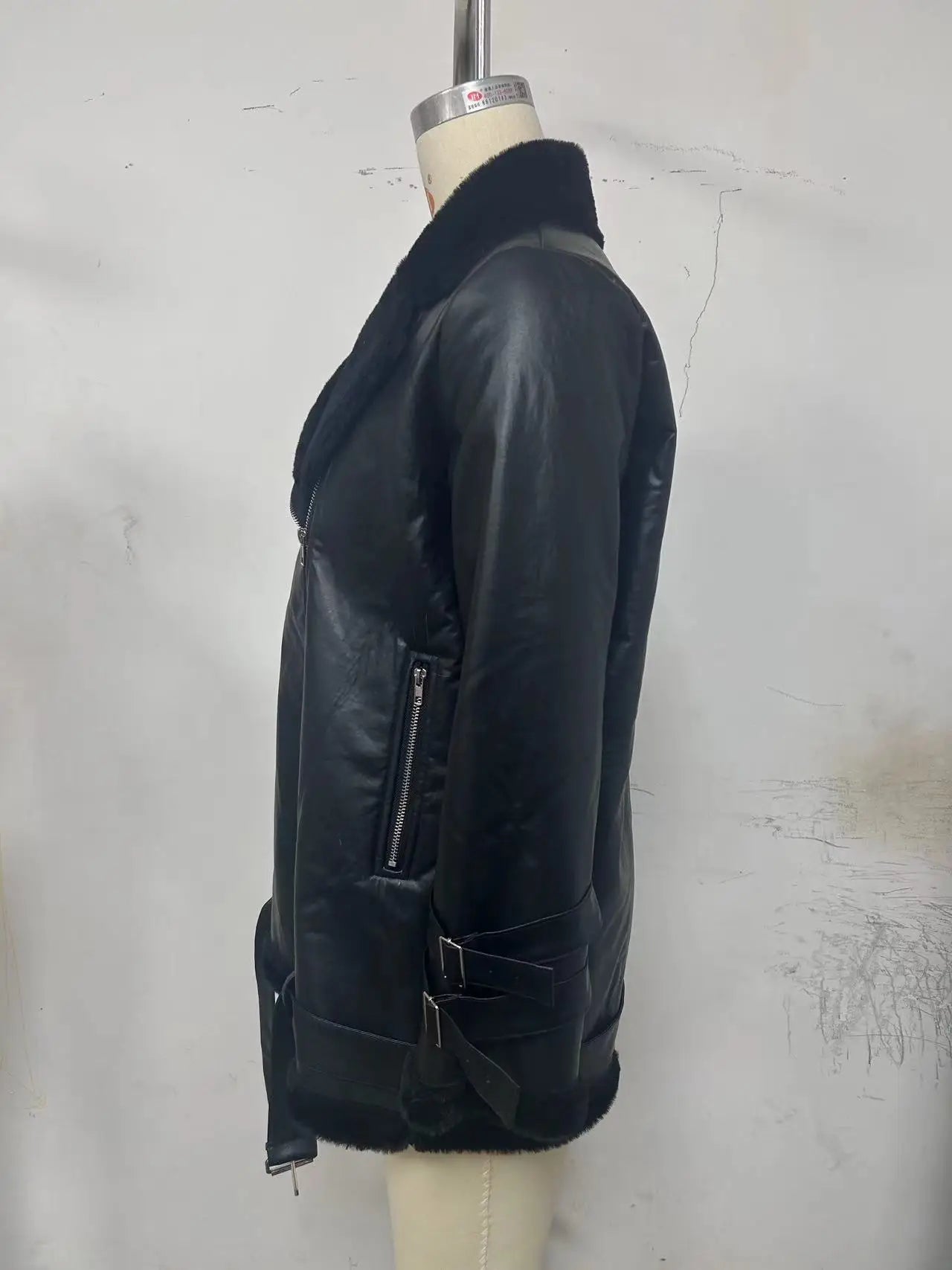 T-line Women's Thick, Warm  Jacket, Lamb Feather (2 weeks delivery)