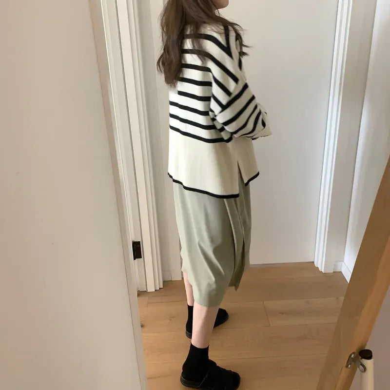 T-line Women Striped Loose Warm Sweater, O-Neck, Long Sleeve, Knitted Pullovers Casual Sweater For Women / Autumn Top (2 weeks delivery)