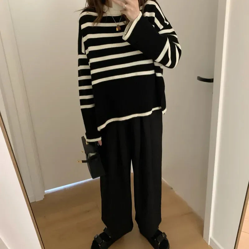 T-line Women Striped Loose Warm Sweater, O-Neck, Long Sleeve, Knitted Pullovers Casual Sweater For Women / Autumn Top (2 weeks delivery)