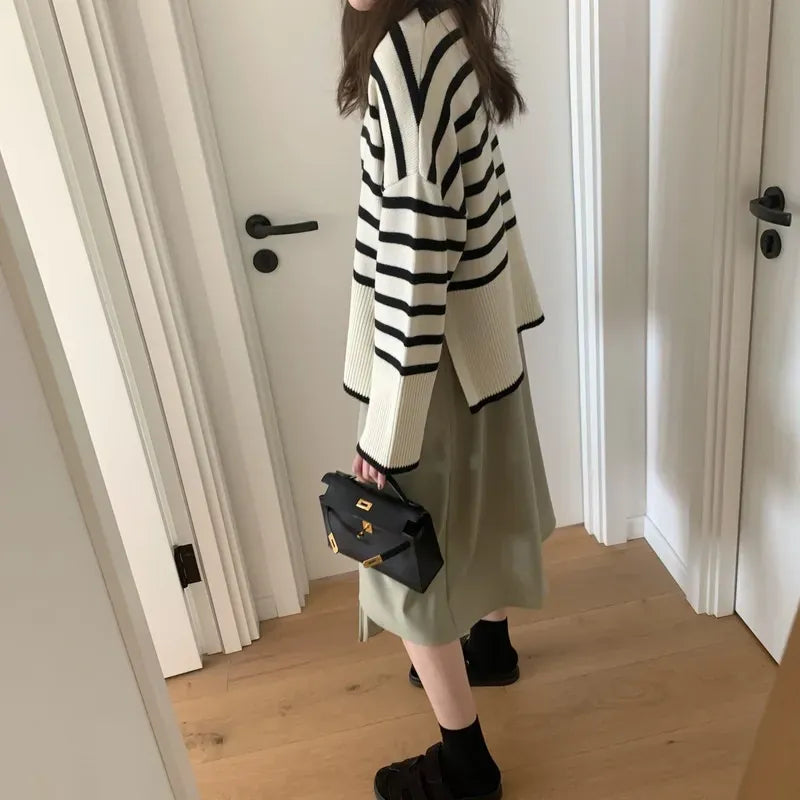 T-line Women Striped Loose Warm Sweater, O-Neck, Long Sleeve, Knitted Pullovers Casual Sweater For Women / Autumn Top (2 weeks delivery)