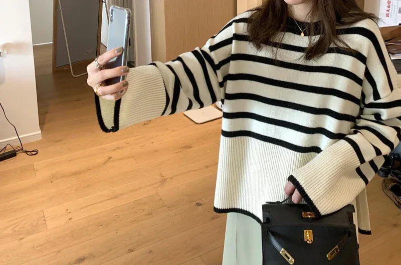 T-line Women Striped Loose Warm Sweater, O-Neck, Long Sleeve, Knitted Pullovers Casual Sweater For Women / Autumn Top (2 weeks delivery)